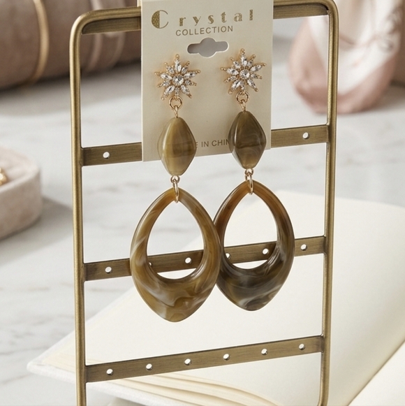 Chic Gold and Silver Floral Drop Earrings - Picture 5 of 8